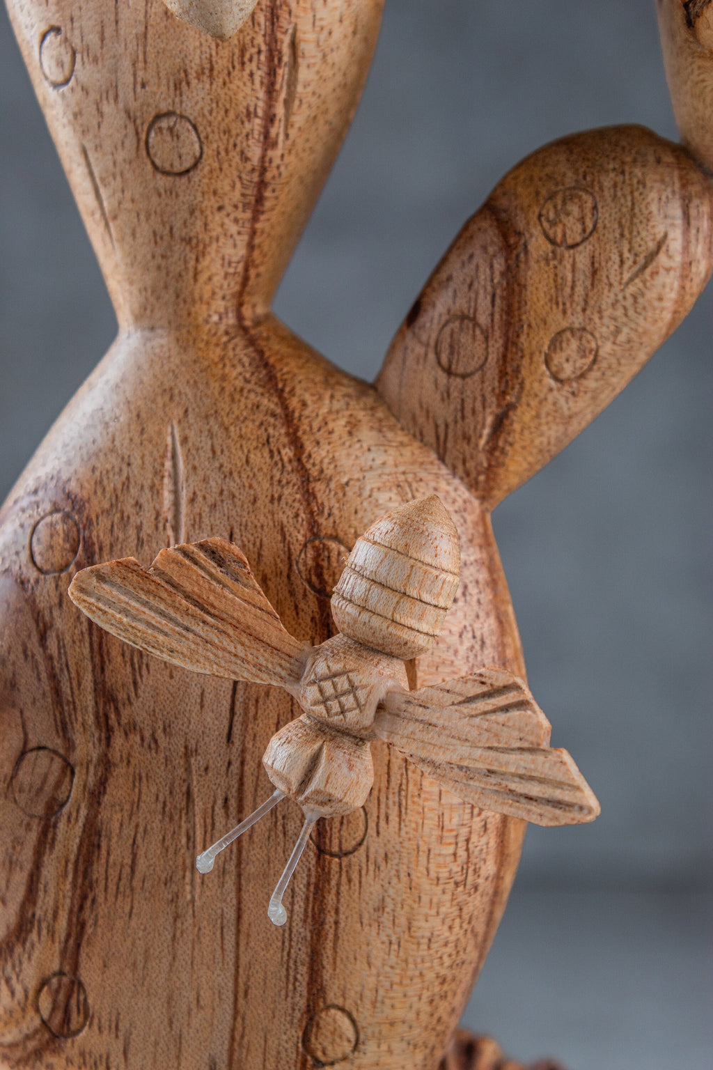 Cactus Bee Sculpture: (12 inch)